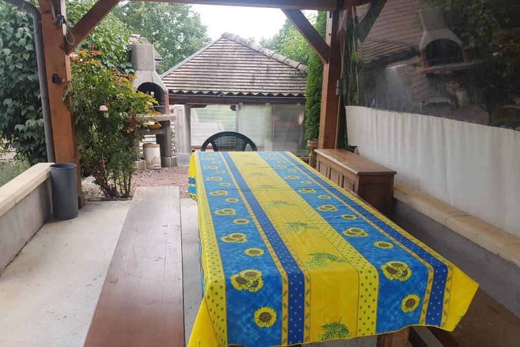 Maison/Gite Familial Dans Le Jura A 200M Du Lac Avec Piscine Privee Marigny  Екстер'єр фото